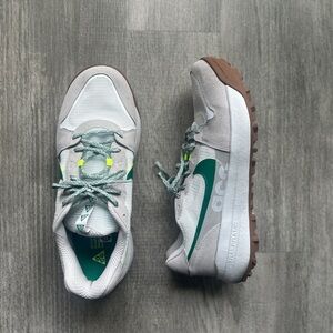 Nike ACG Lowcate Lite Iron Ore Malachite